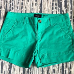 American Eagle size 4 midi stretch short